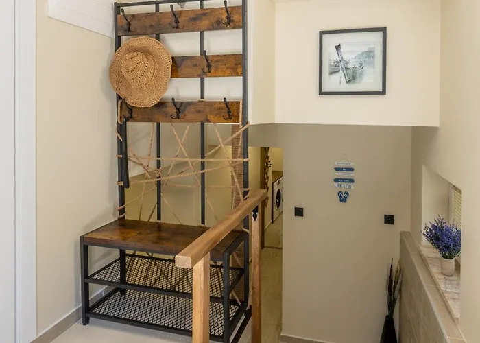 Διαμέρισμα Center Apartment, Walk To & Sea Garden *