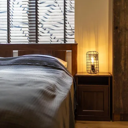 Center Apartment, Walk To & Sea Garden Апартамент